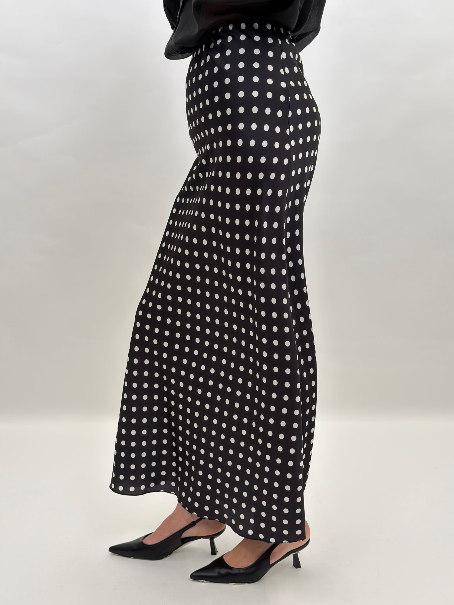 Gonna - Lady Pois Nero
