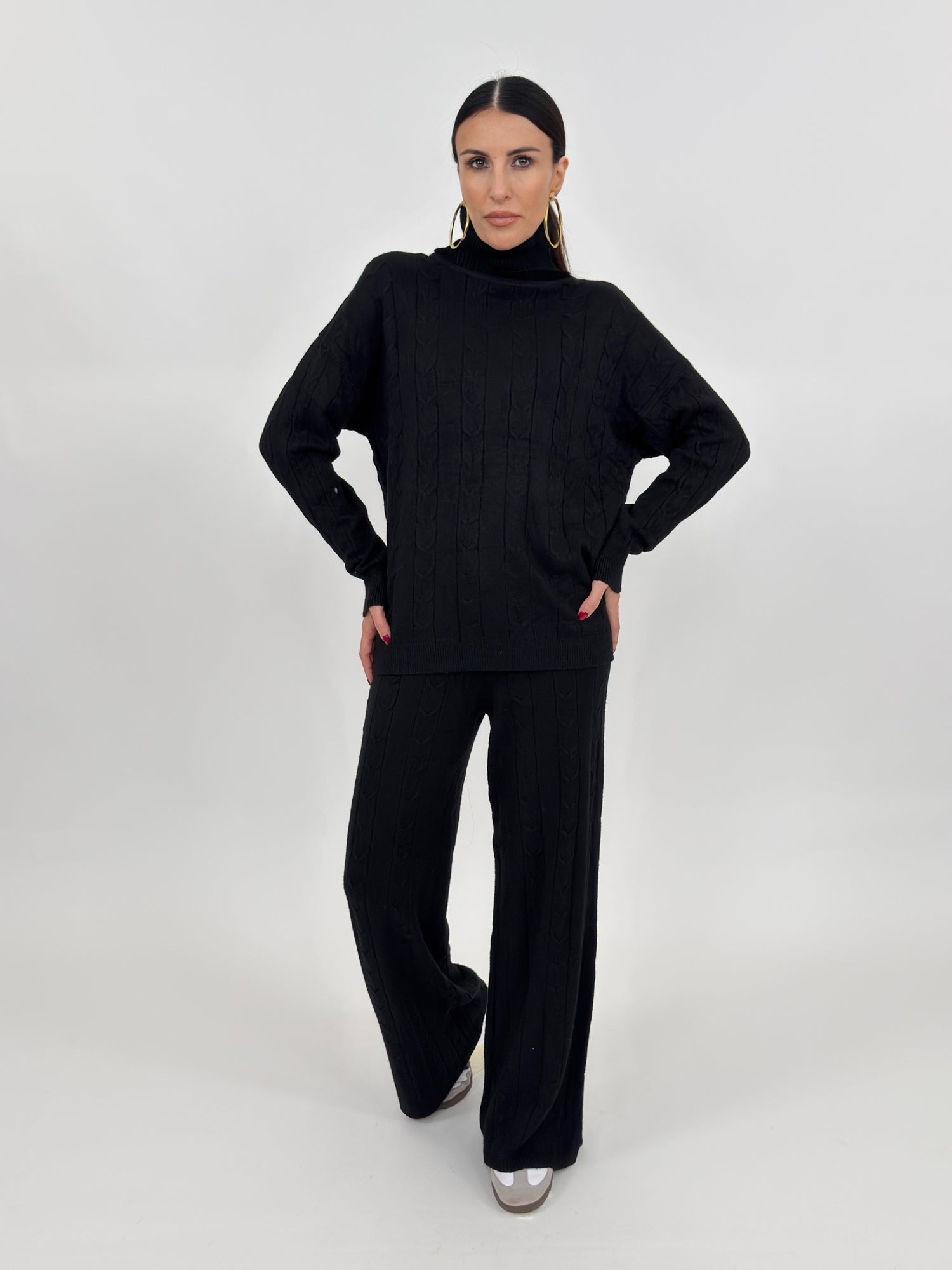 Cordset - Sharon Nero