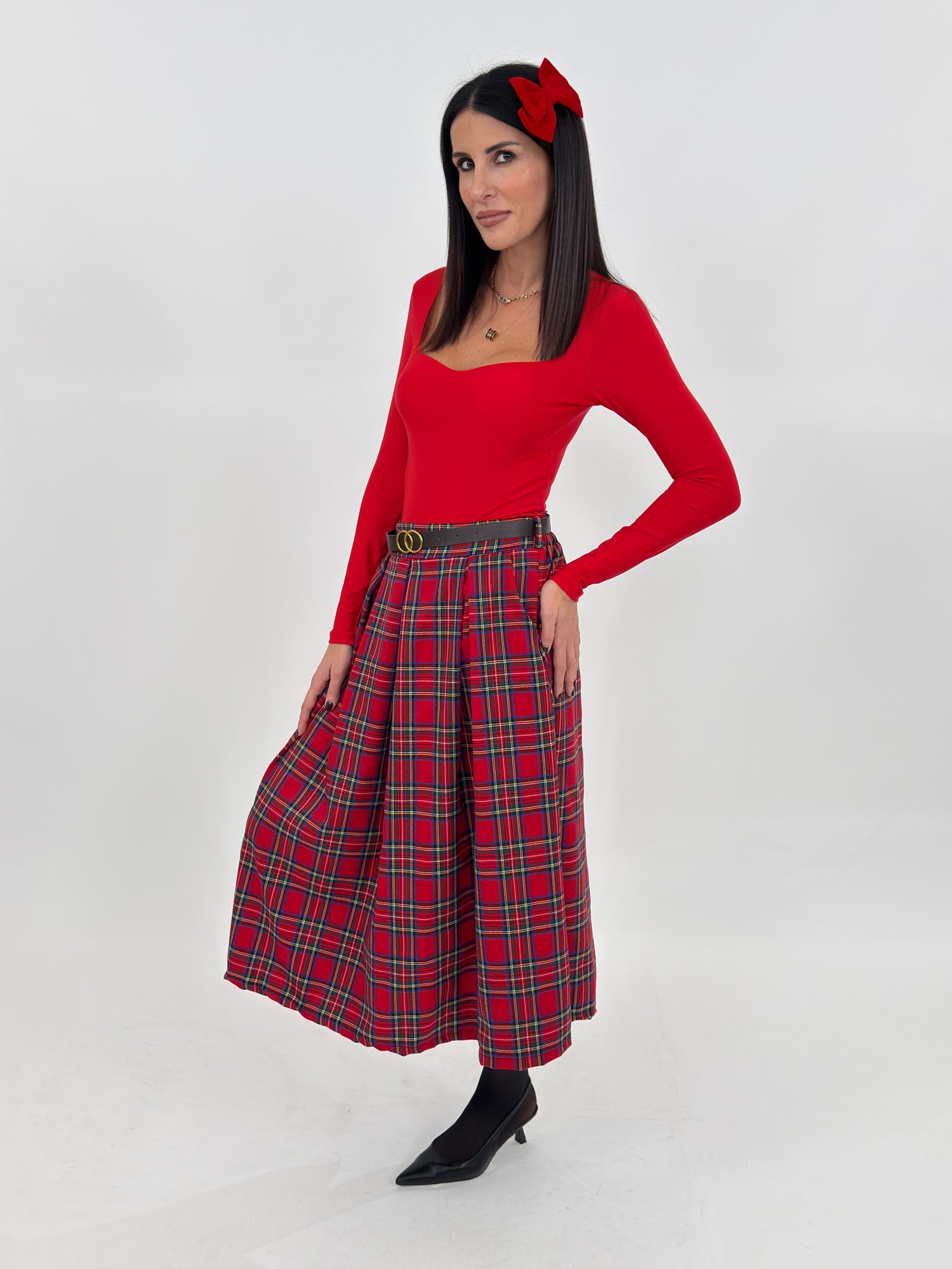 Gonna - Brooke Lunga Rosso