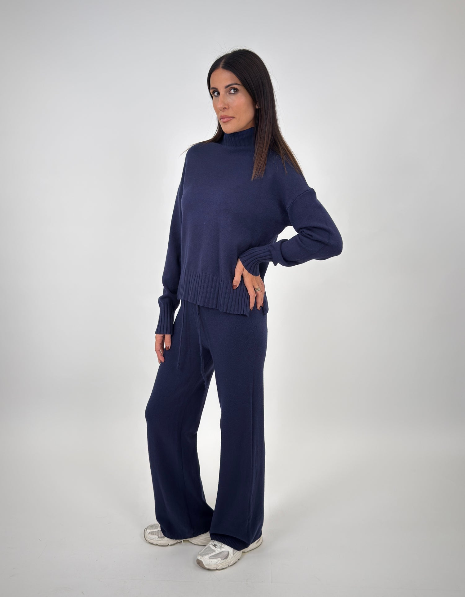 Cordset - Sally Blu