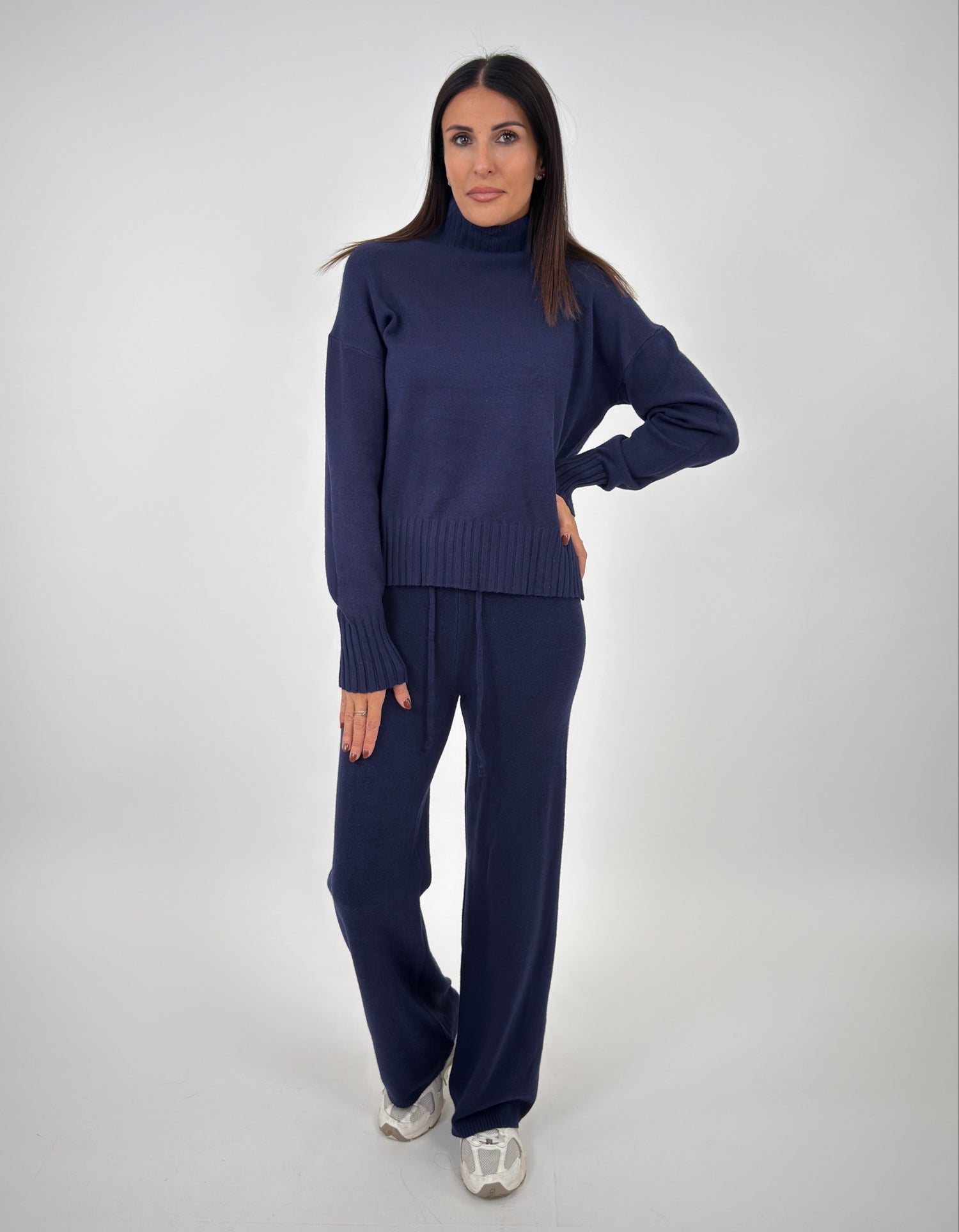 Cordset - Sally Blu